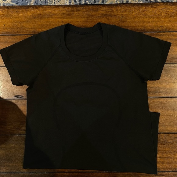 Lululemon Swiftly Tech - Picture 1 of 2
